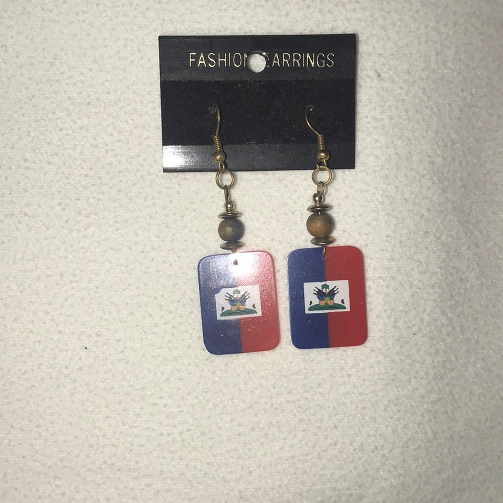 Heritage earrings from Haiti